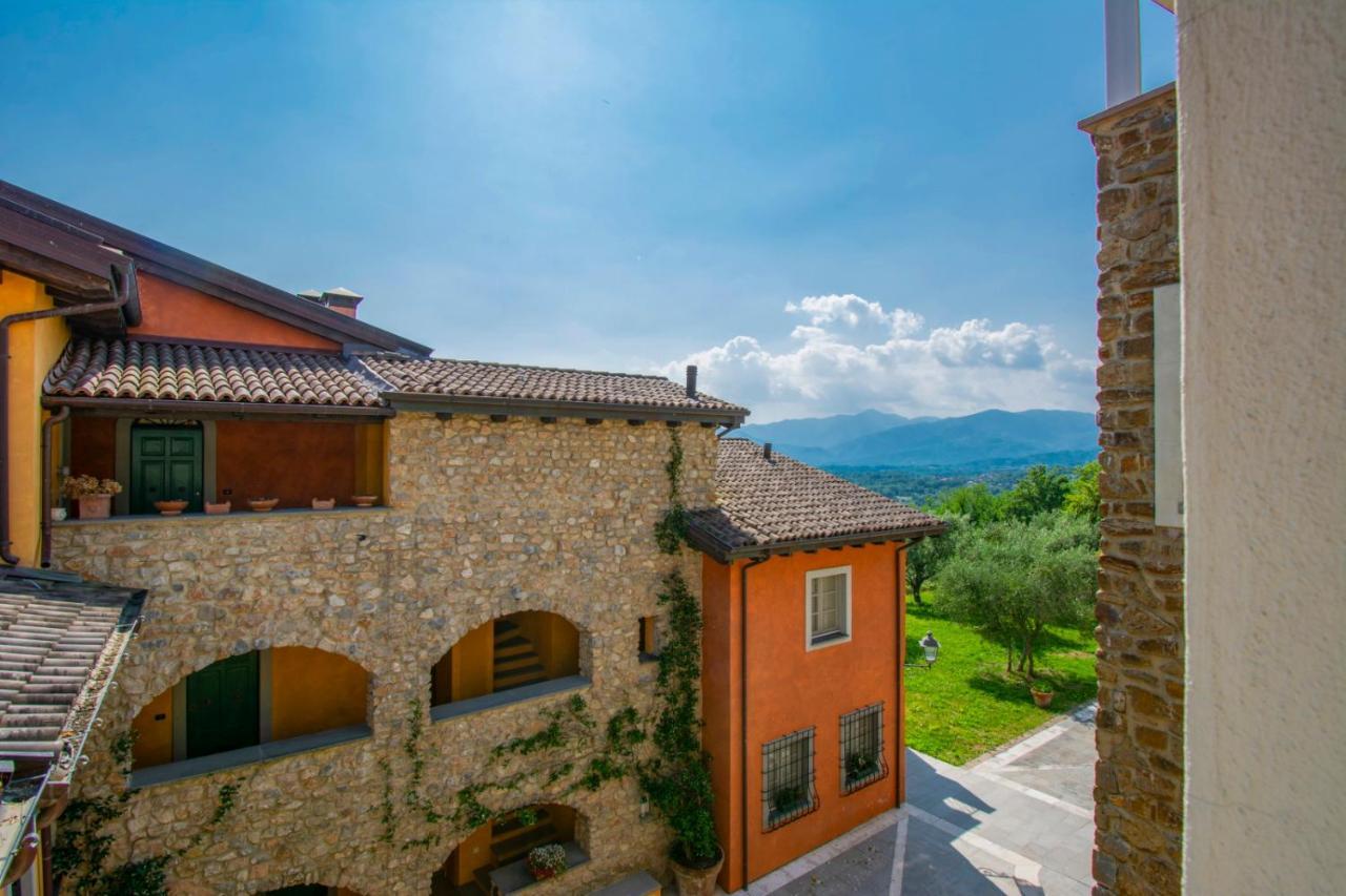 Monti di Licciana NardiCasa In Lunigiana - Biancaアパートメント エクステリア 写真